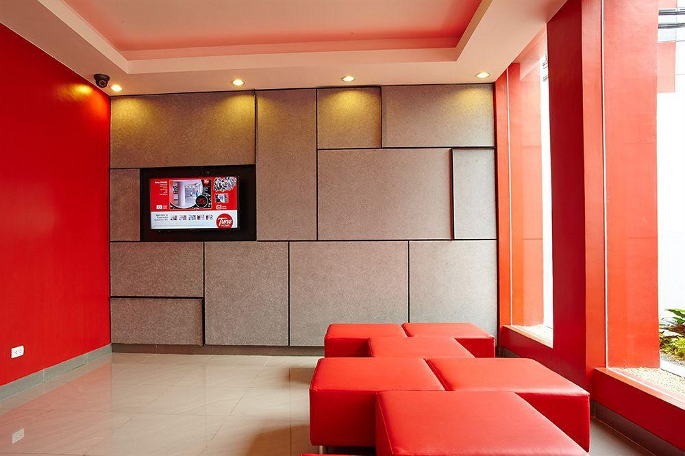 Red Planet Quezon City Timog Exterior photo