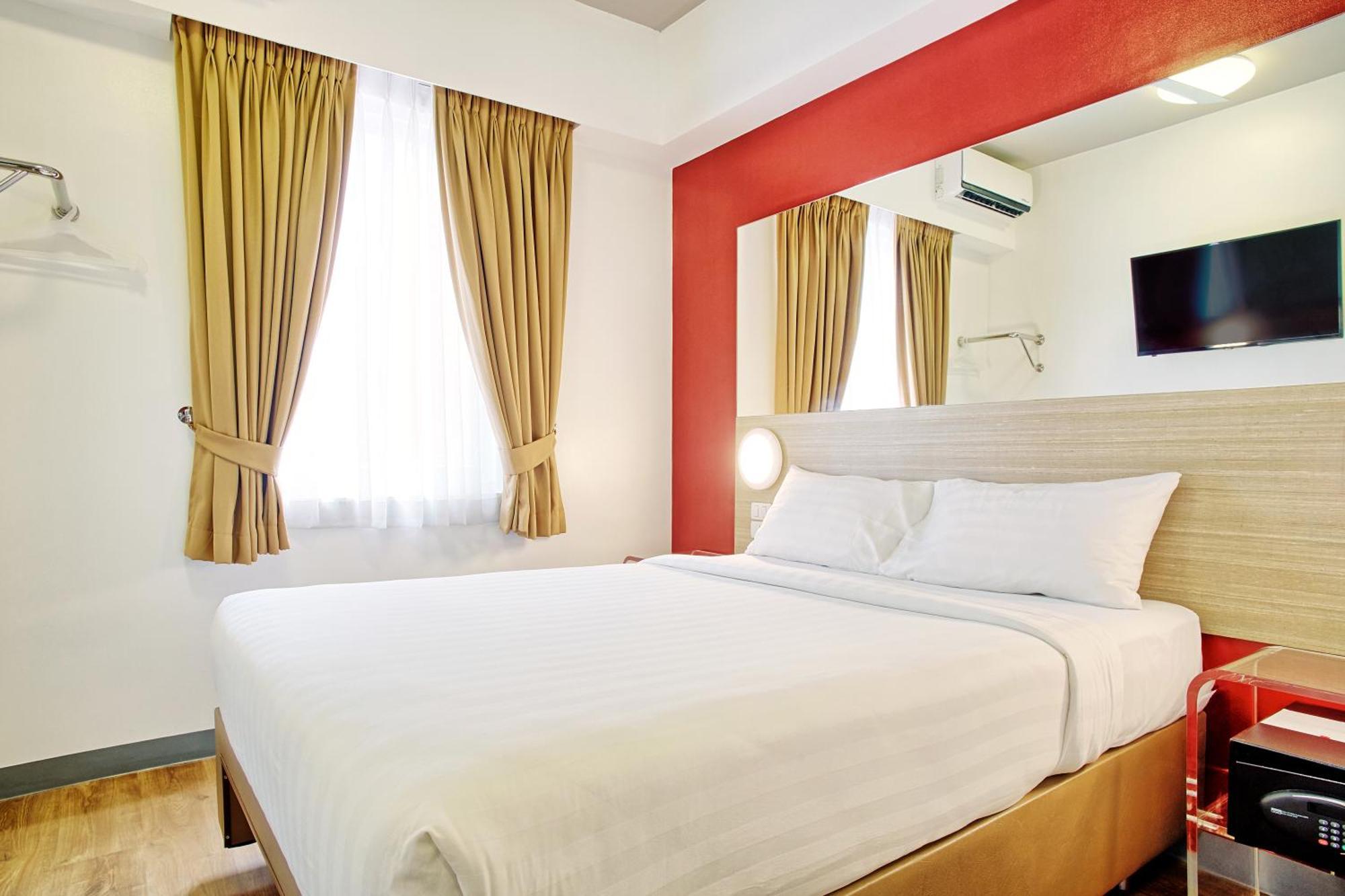 Red Planet Quezon City Timog Exterior photo