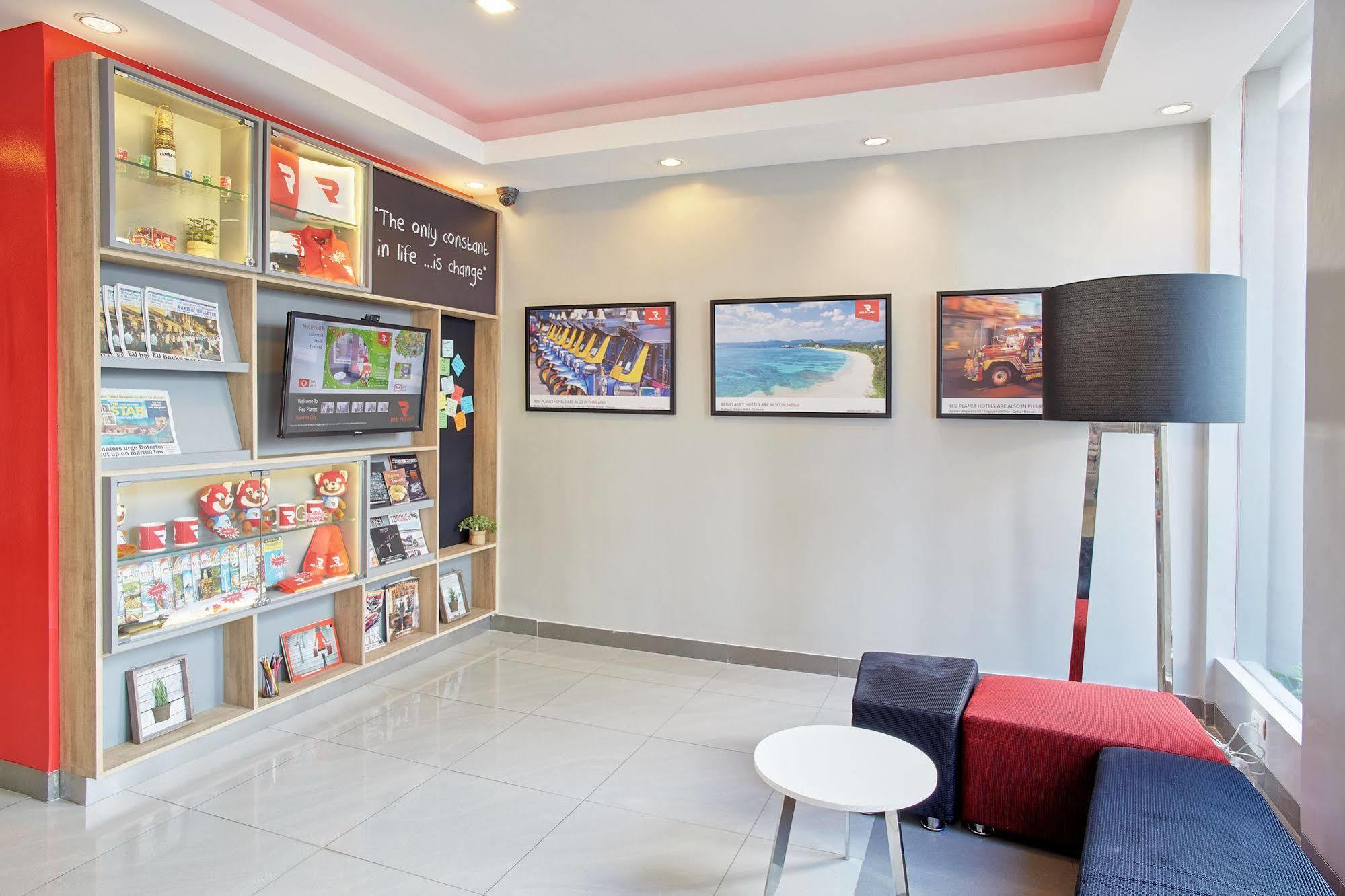 Red Planet Quezon City Timog Exterior photo